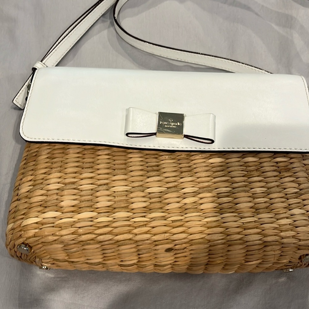 Kate Spade straw shoulder bag